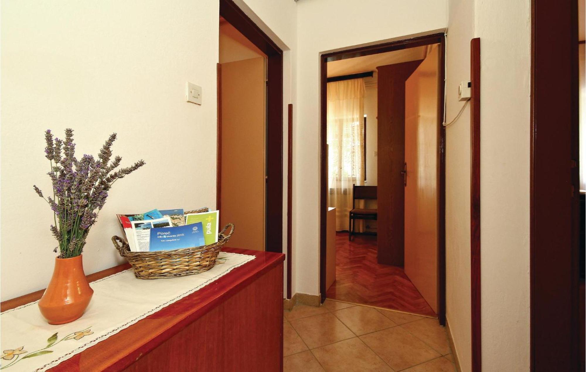 Beautiful Apartment In Porec With Wifi المظهر الخارجي الصورة