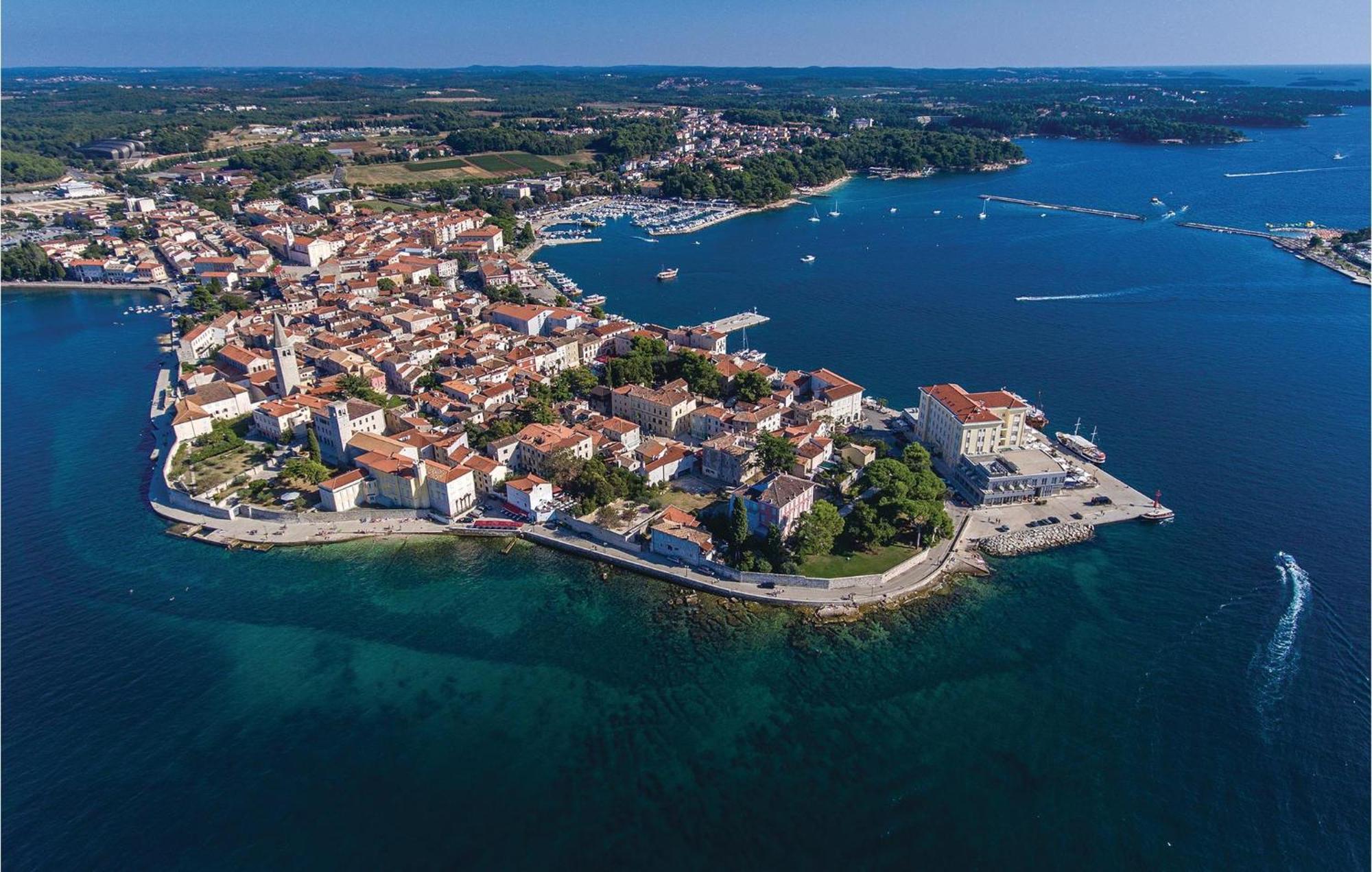 Beautiful Apartment In Porec With Wifi المظهر الخارجي الصورة